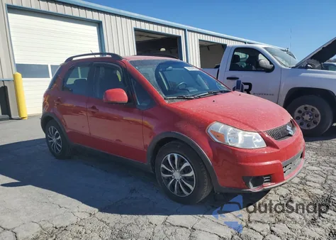 2010 Suzuki Sx4 z USA, uszkodzony, nr VIN JS2YB5A38A6310078